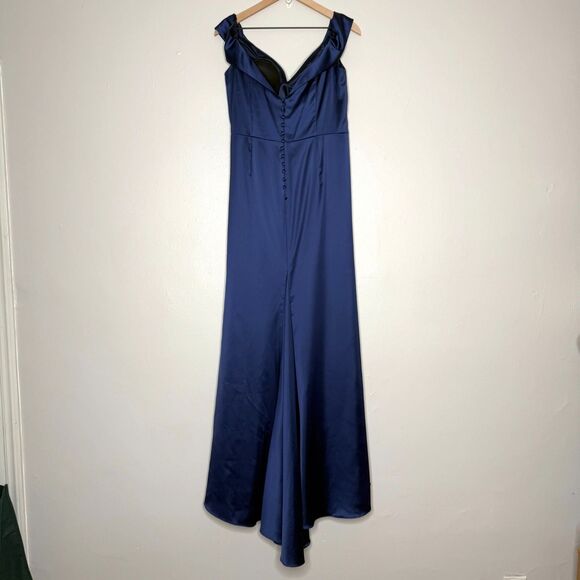 David's Bridal Galina Signature Womens Gown 14 Blue Satin Mermaid Off Shoulder - Picture 2 of 14